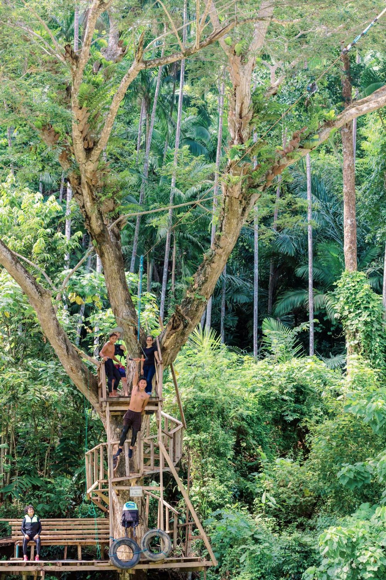 Busai Dream Falls Resort Loboc Extérieur photo
