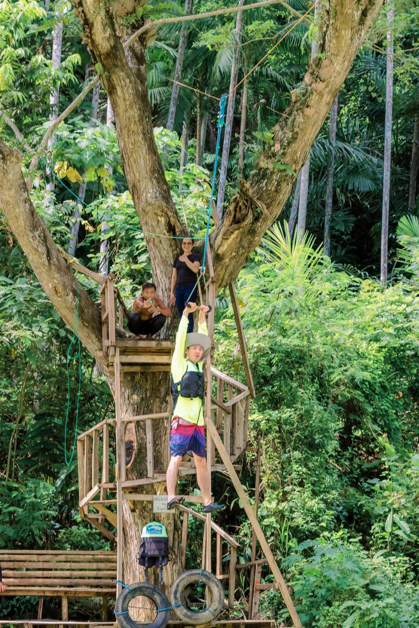 Busai Dream Falls Resort Loboc Extérieur photo