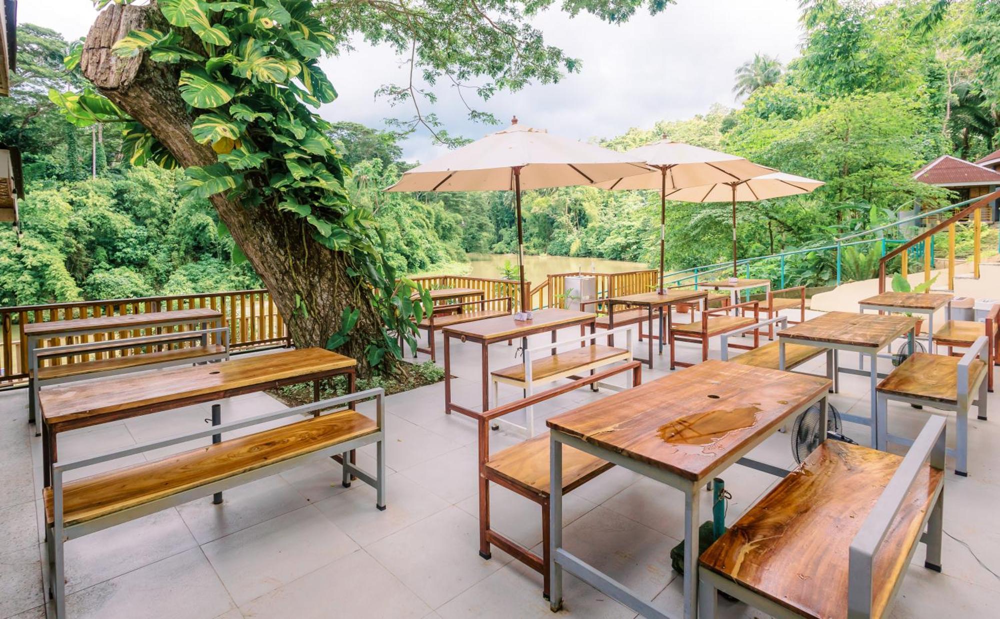 Busai Dream Falls Resort Loboc Extérieur photo