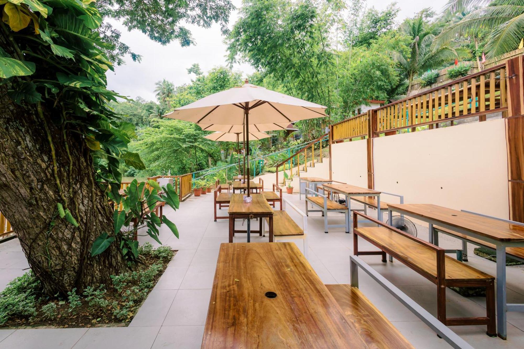 Busai Dream Falls Resort Loboc Extérieur photo