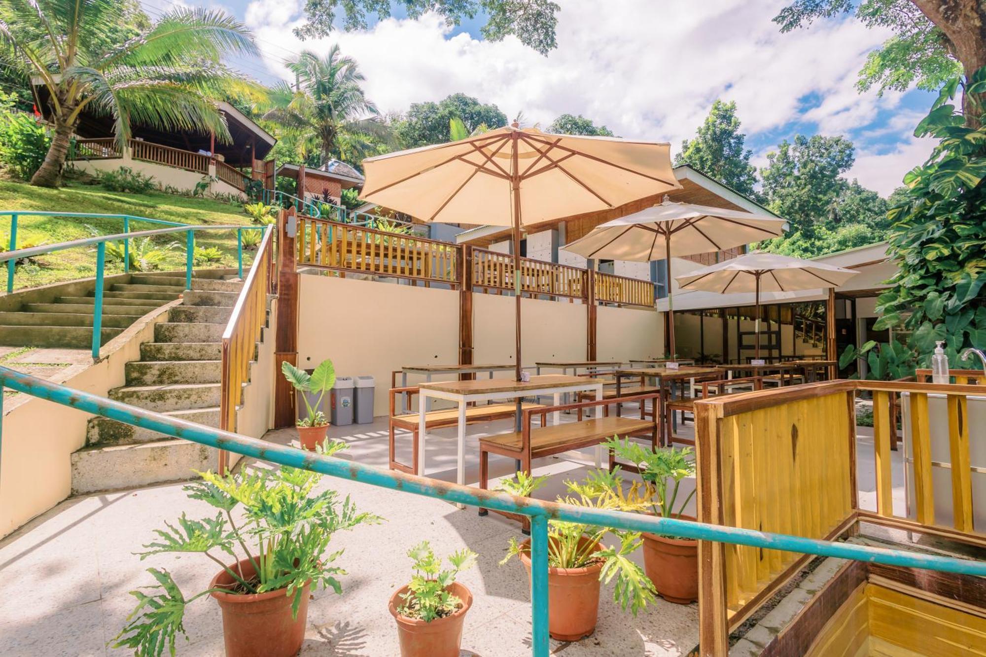 Busai Dream Falls Resort Loboc Extérieur photo